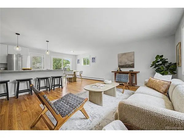 328 Troy, Aurora, CO 80011