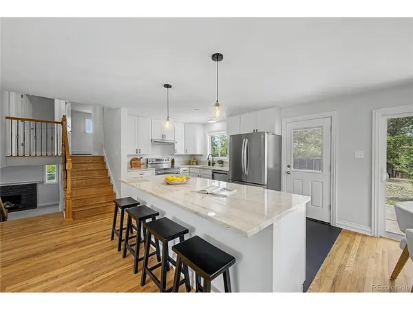 328 Troy, Aurora, CO 80011