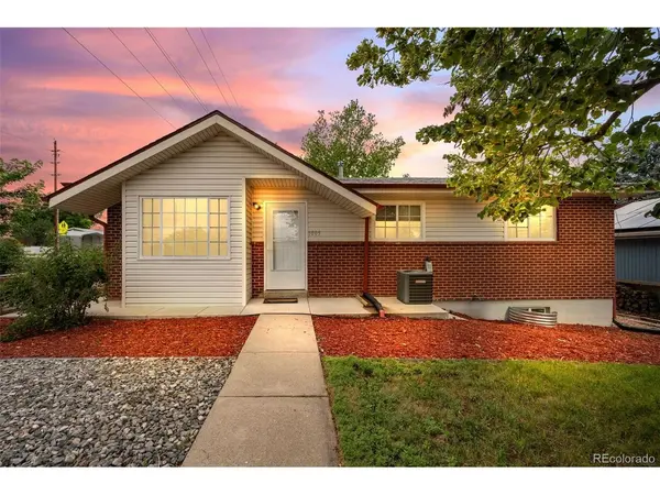 1005 Moss, Golden, CO 80401