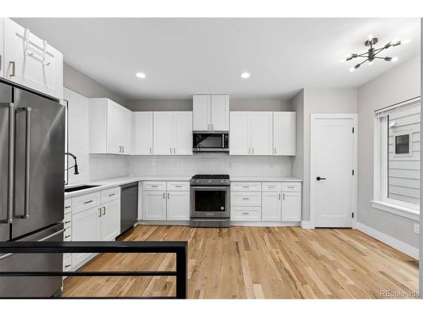 2147 S Bellaire, Denver, CO 80222