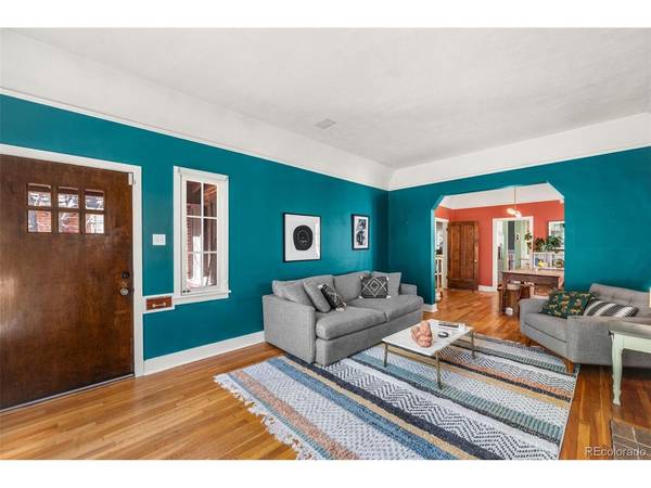 1665 Bellaire, Denver, CO 80220