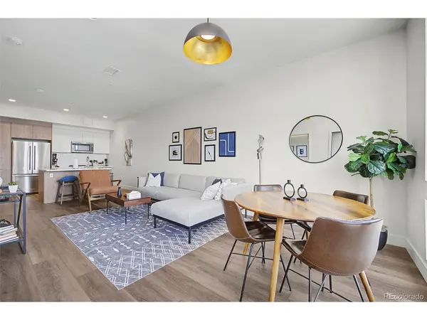 2880 Zuni #409, Denver, CO 80211