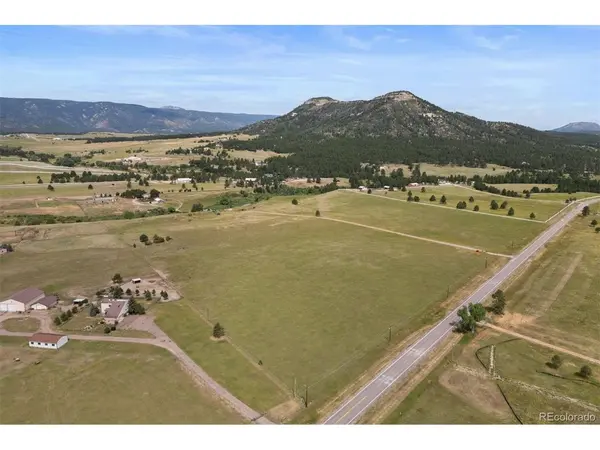 10661 Spruce Mountain, Larkspur, CO 80118