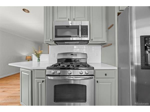 13 Lakewood Heights, Denver, CO 80215