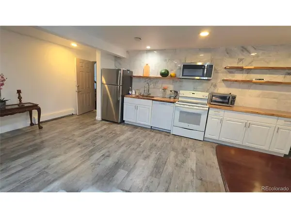 1525 S Holly #104, Denver, CO 80222