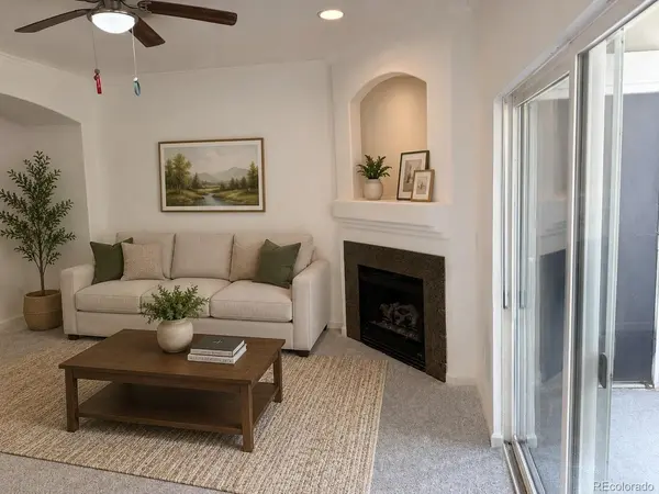 1821 S Dunkirk #103, Aurora, CO 80017
