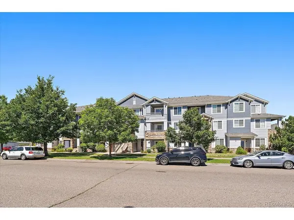5255 Memphis #2-202, Denver, CO 80239