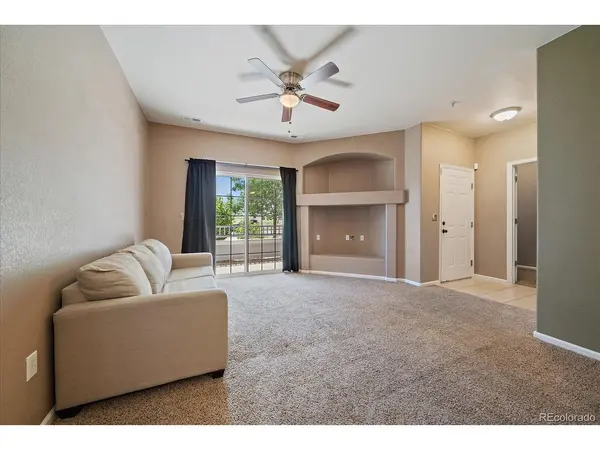 5255 Memphis #2-202, Denver, CO 80239