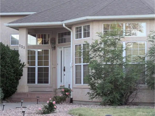135 S Hacienda Del Sol, Pueblo, CO 81007