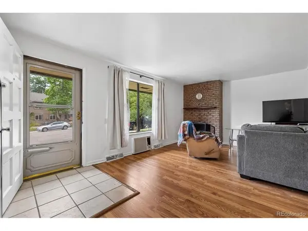 7711 W GLASGOW, Littleton, CO 80128