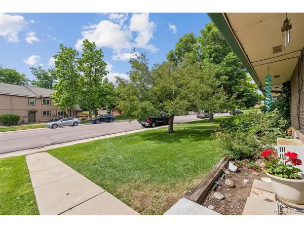 7711 W GLASGOW, Littleton, CO 80128