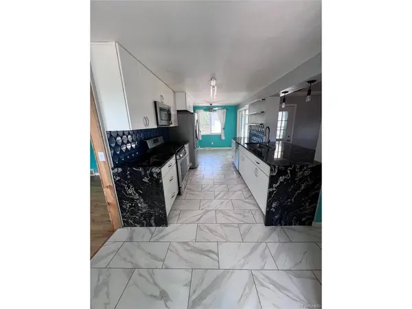 6668 Chase, Arvada, CO 80003