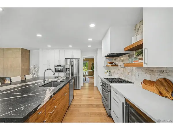1519 E Maplewood, Littleton, CO 80121
