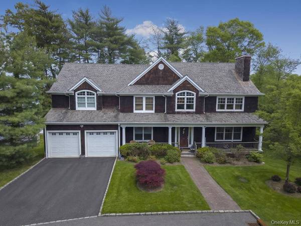 899 Harbor View RD, Mill Neck, NY 11771