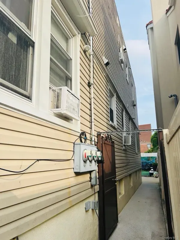 9812 38th AVE, Corona, NY 11368