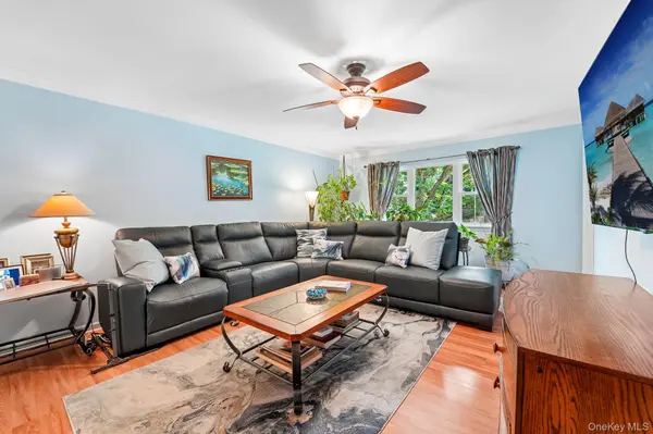 74 Bon Aire CIR #Q12, Suffern, NY 10901