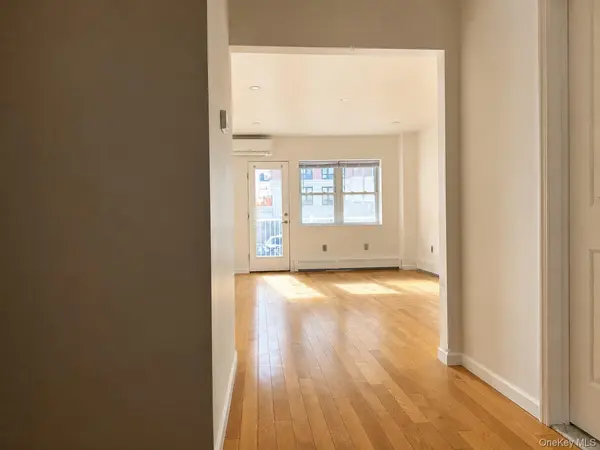 251 W Broadway #210, Long Beach, NY 11561