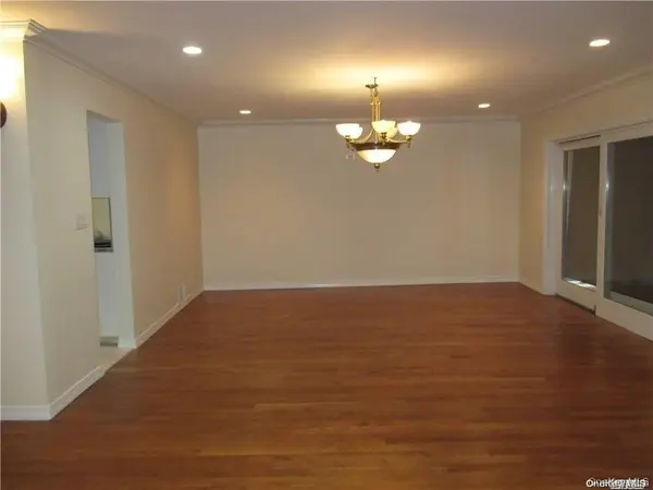 2314 215TH ST, Bayside, NY 11360