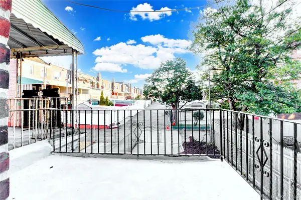 6110 84th ST, Middle Village, NY 11379