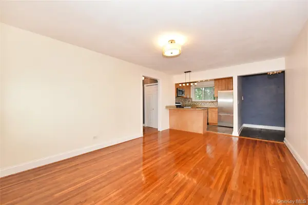 111-05 66th AVE #2A, Forest Hills, NY 11375