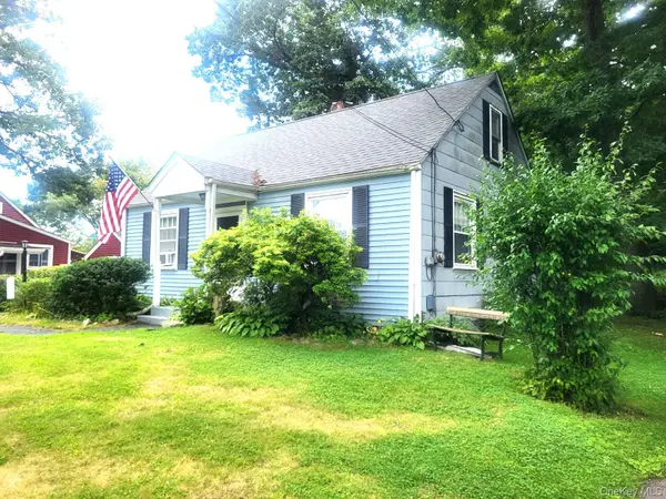3 Vanamee ST, Newburgh, NY 12550