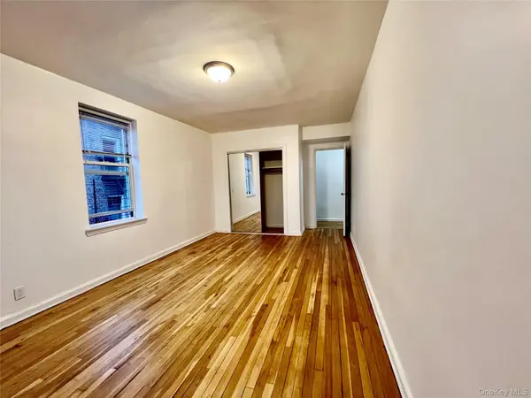 2080 Barnes AVE #5B, Bronx, NY 10462