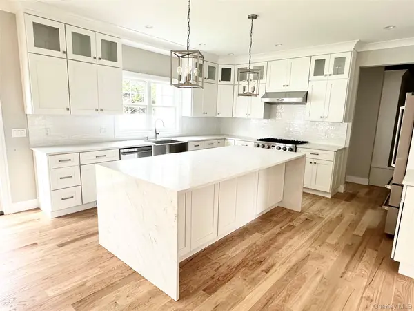 111 Jackson AVE, Massapequa Park, NY 11762