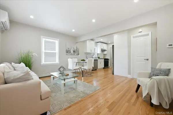26 Parkside RD, West Hempstead, NY 11552