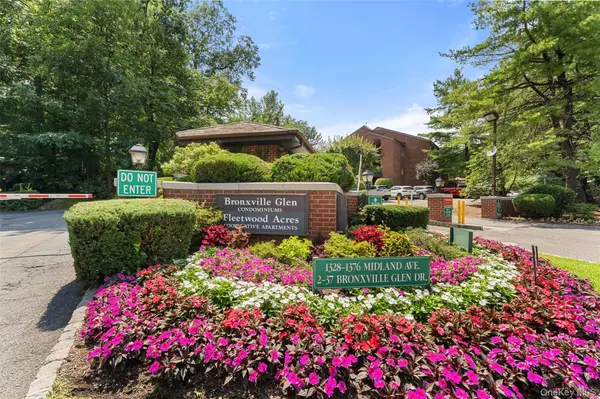 18 Bronxville Glen DR #3-12, Bronxville, NY 10708