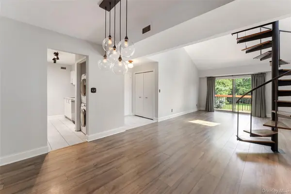 18 Bronxville Glen DR #3-12, Bronxville, NY 10708