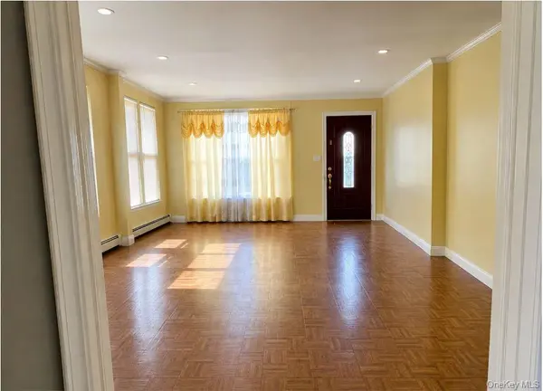 10436 109th ST, Richmond Hill, NY 11419