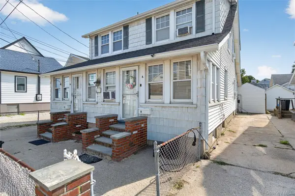 17 Shore AVE, Bayville, NY 11709