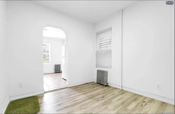 3-08 26th AVE #1, Long Island City, NY 11102