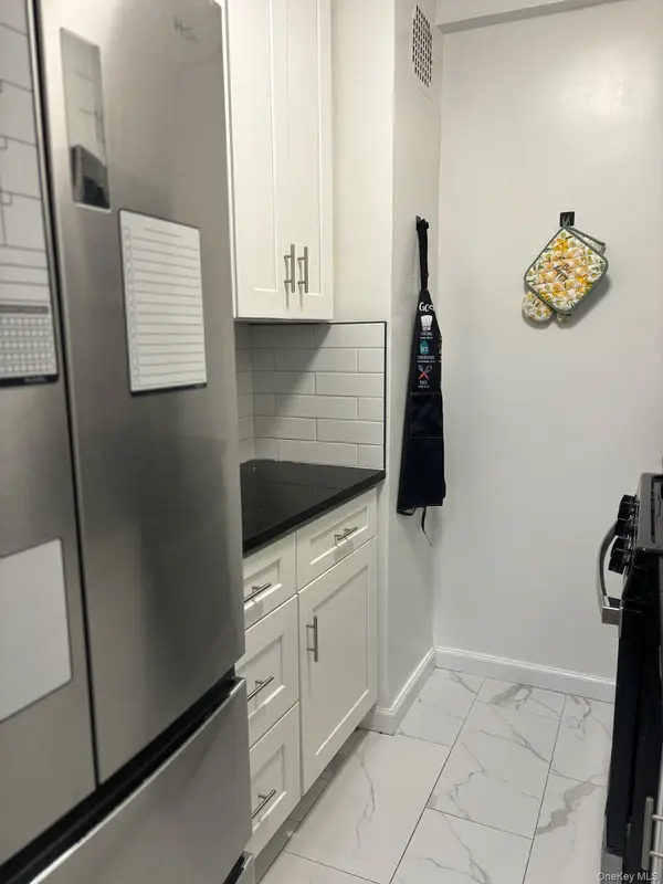 555 Bronx river RD #1k, Yonkers, NY 10704