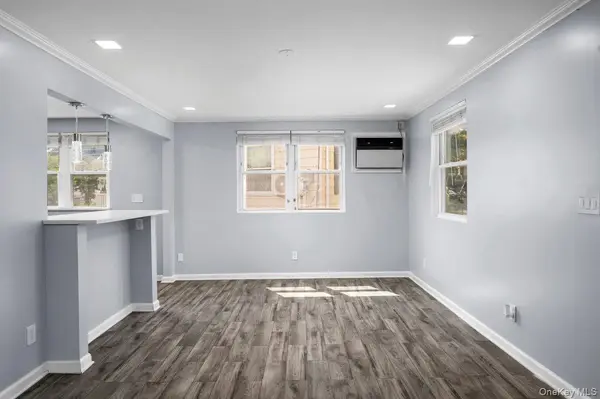 2566 Flint AVE, Bronx, NY 10475