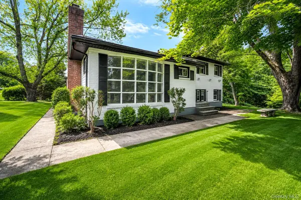 335 Lewis AVE, Yorktown Heights, NY 10598