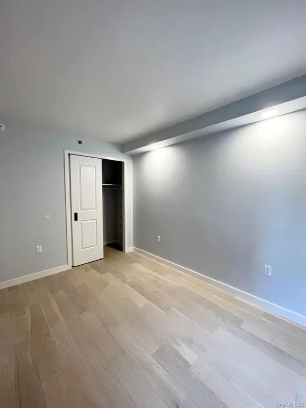 37-32 89th ST #2C, Jackson Heights, NY 11372