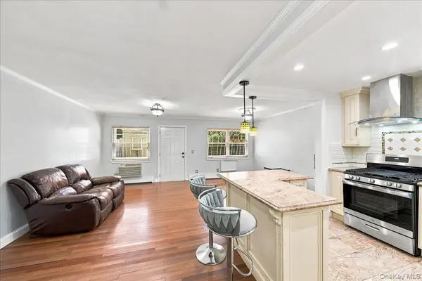 5 Stanton CT, Bronx, NY 10473