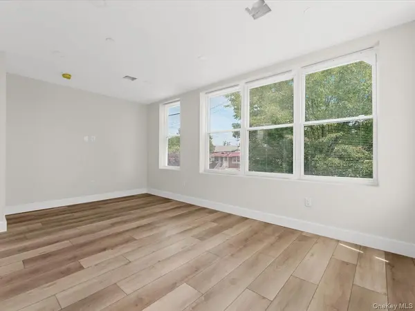 910 E 226th ST, Bronx, NY 10466