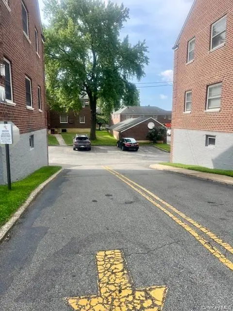 249-32 63rd AVE #41227, Little Neck, NY 11362