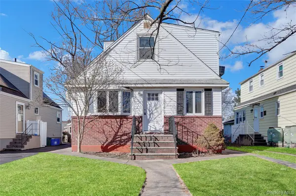 140 Arlington AVE, Valley Stream, NY 11580