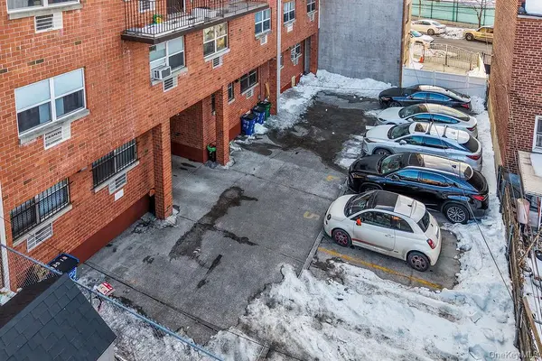 13909 34th AVE, Flushing, NY 11354