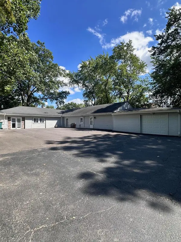 1802 Evans Avenue, Valparaiso, IN 46383