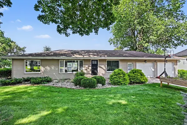 669 Waverly RD, La Porte, IN 46350
