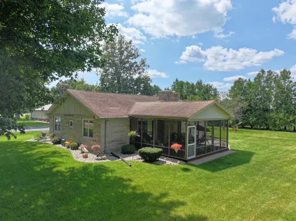 2711 S 50 E, Winamac, IN 46996
