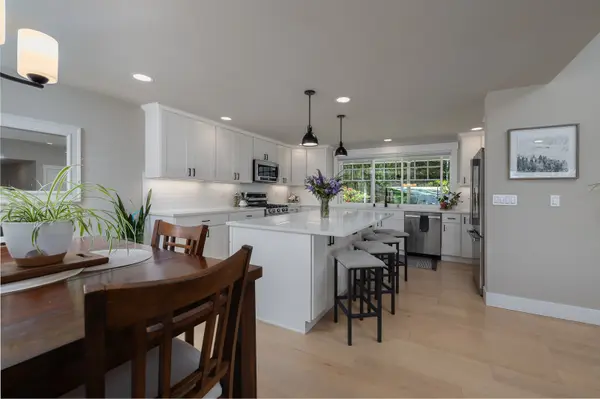 17407 3rd AVE SE, Bothell, WA 98012