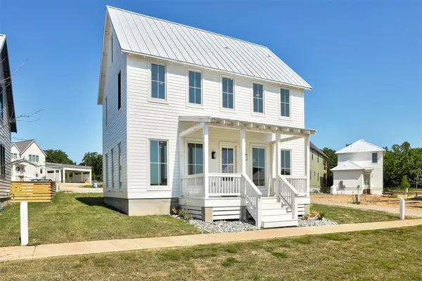 39 Lower Greenway, Carlton Landing, OK 74432