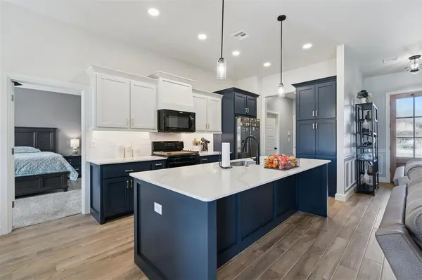 2518 Birmingham DR, Norman, OK 73071