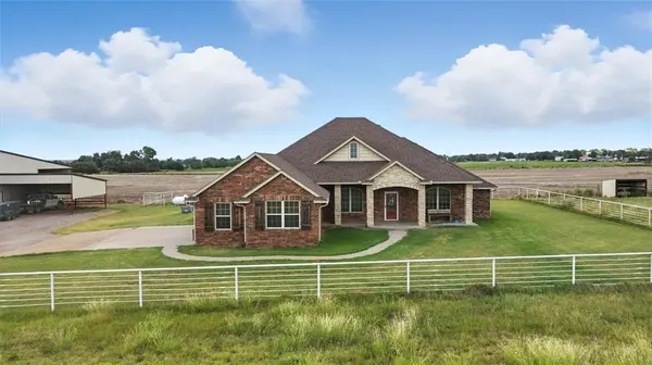 21321 E 1290 RD, Sentinel, OK 73664
