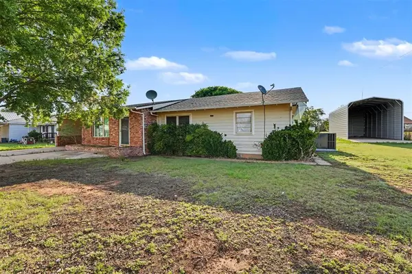 601 N Morton ST, Hollis, OK 73550